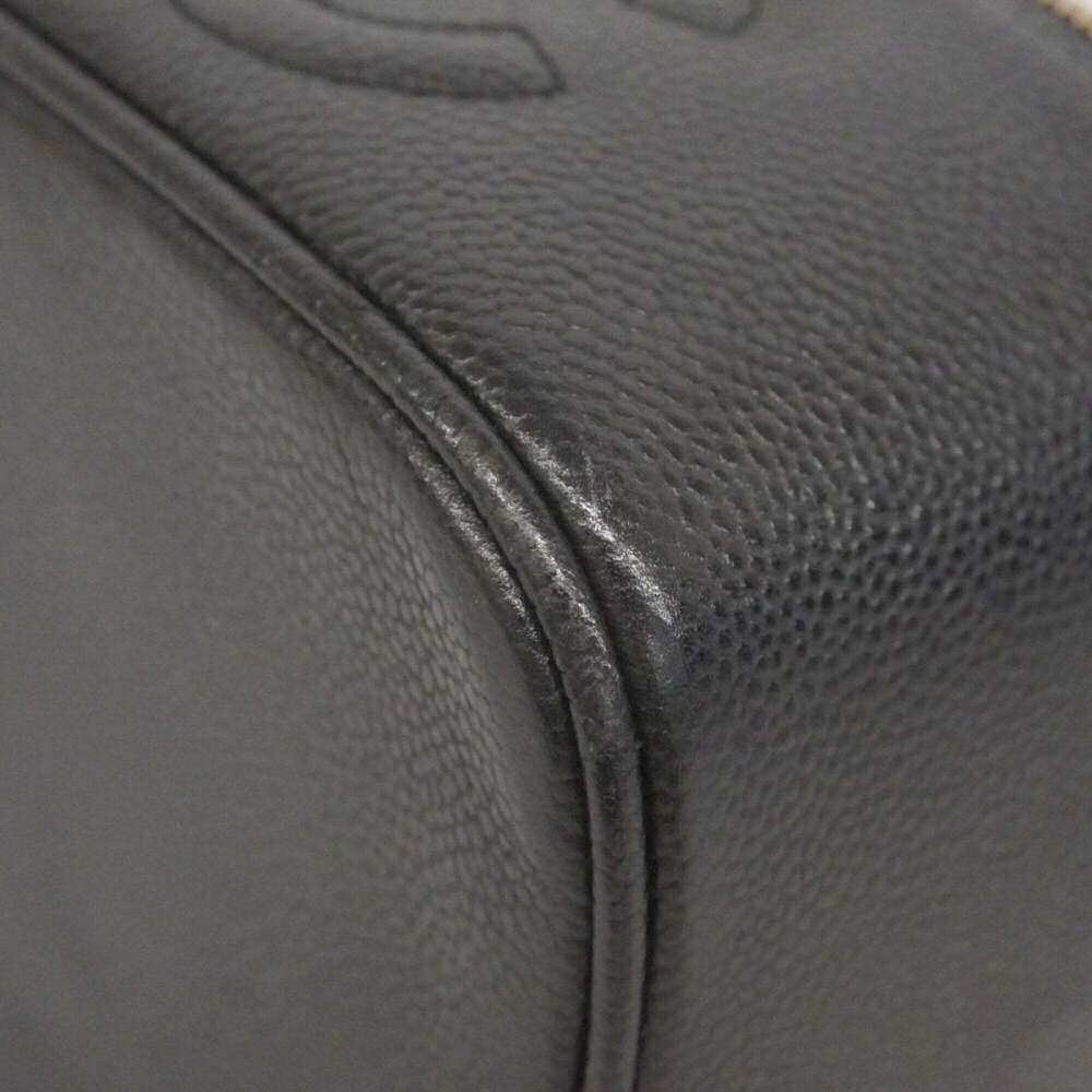 CHANEL Black Caviar Leather Vanity Bag - Picture 6 of 10